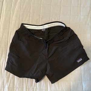 Patagonia Women’s Baggies Shorts, 5” inseam, Size Small